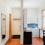 Dream Stay - Old Town City Wall Studio Apartment